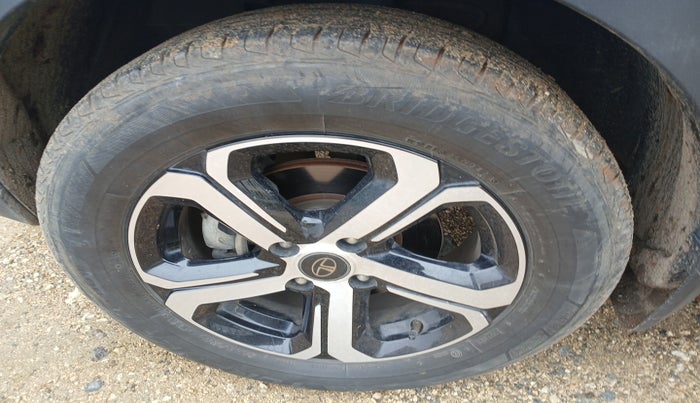 2023 Tata NEXON XZ PLUS PETROL SUNROOF, Petrol, Manual, 49,541 km, tyre