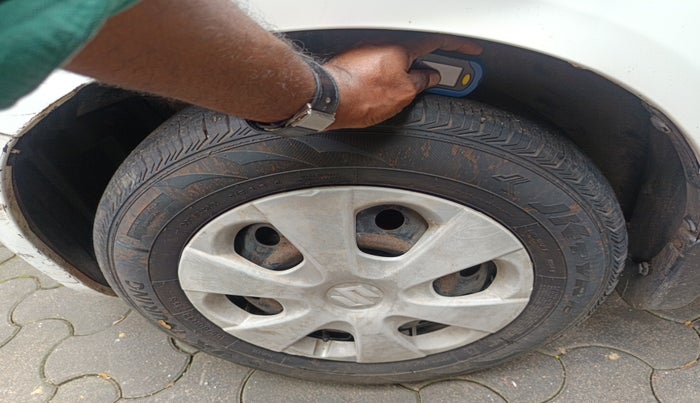 2010 Maruti Ritz VXI, Petrol, Manual, 14,787 km, tyre