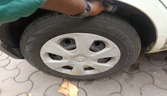 2010 Maruti Ritz VXI, Petrol, Manual, 14,787 km, tyre