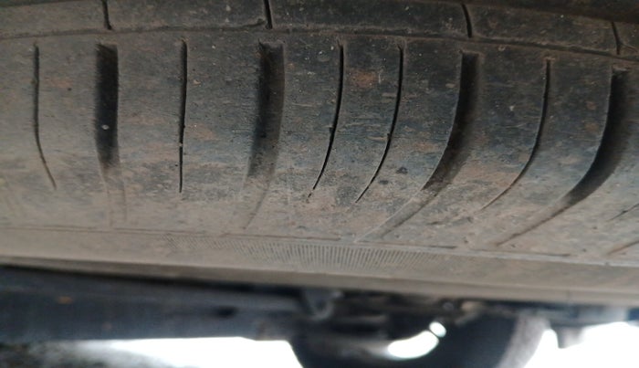 2021 Tata Harrier XMA 2.0L KRYOTEC, Diesel, Automatic, 76,215 km, tyre