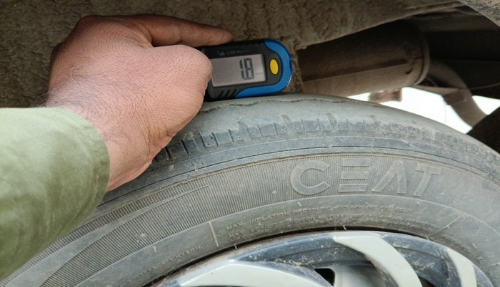 2018 Maruti Eeco 5 STR WITH A/C+HTR, Petrol, Manual, 1,01,405 km, tyre