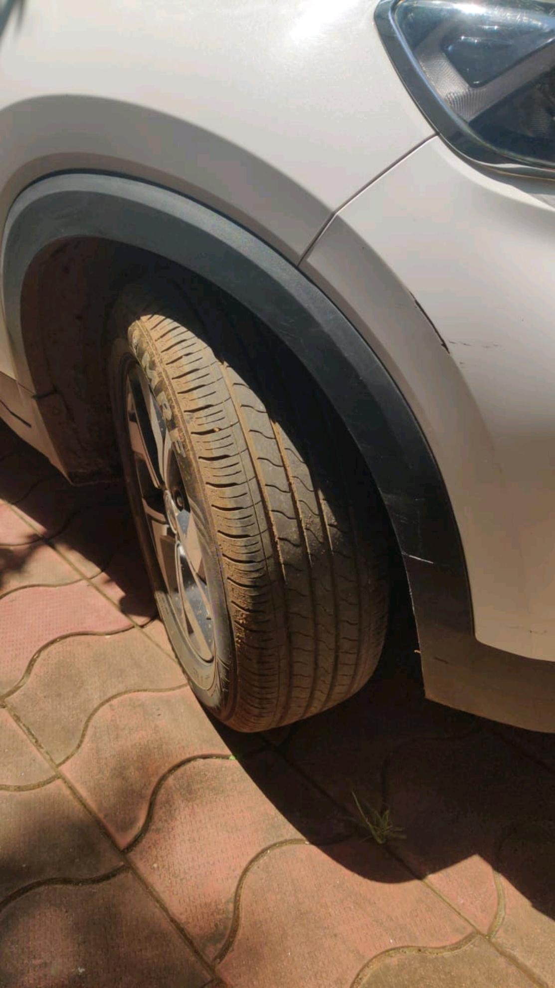2022 KIA SONET HTX 1.5, Diesel, Manual, 1,06,815 km, tyre
