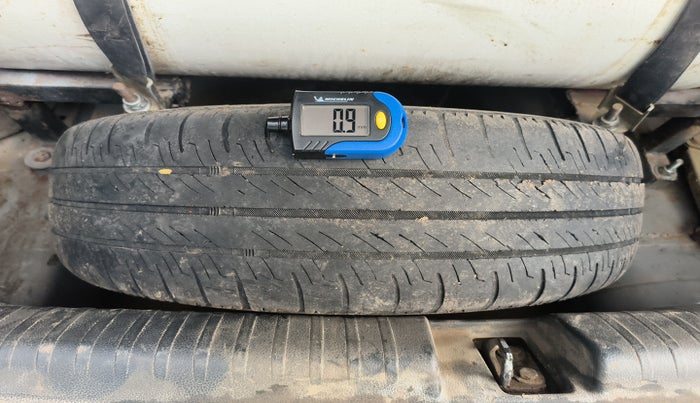 2013 Honda Amaze 1.2L I-VTEC S, Petrol, Manual, 1,14,128 km, tyre