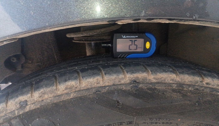2021 Tata TIGOR XZA PLUS PETROL, Petrol, Automatic, 94,361 km, tyre