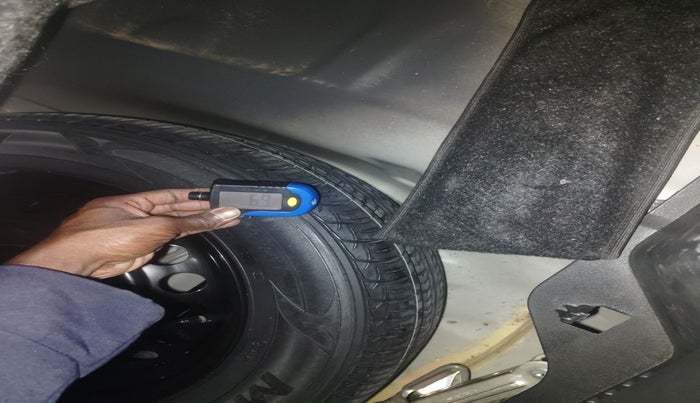 2018 Maruti Baleno ALPHA PETROL 1.2, Petrol, Manual, 28,459 km, tyre