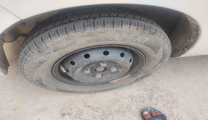 2019 Maruti Alto LXI, Petrol, Manual, 58,561 km, tyre