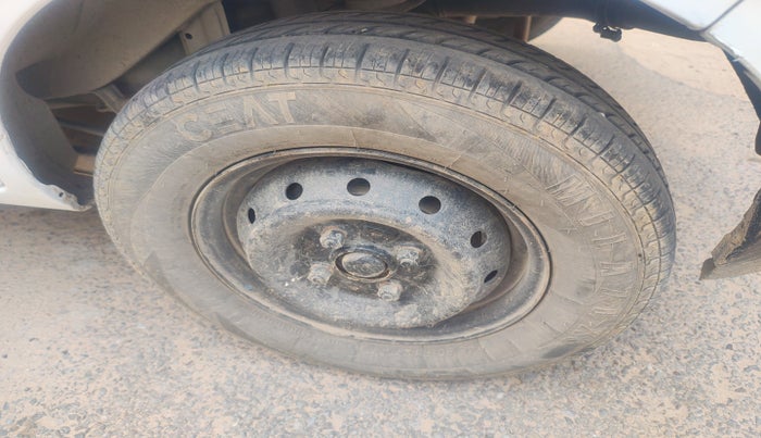 2019 Maruti Alto LXI, Petrol, Manual, 58,561 km, tyre