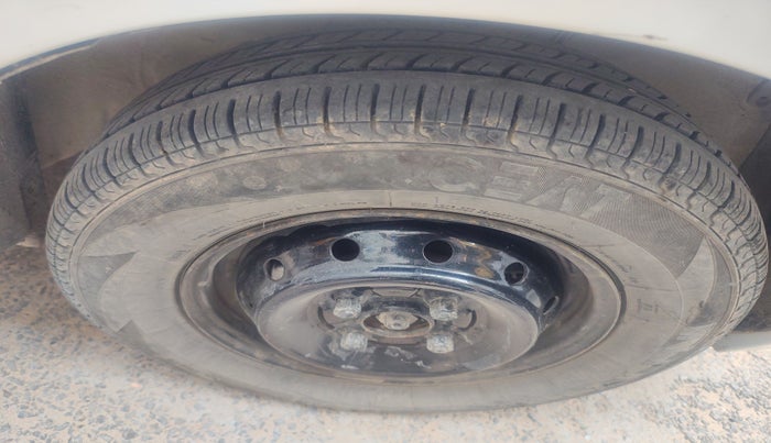 2019 Maruti Alto LXI, Petrol, Manual, 58,561 km, tyre