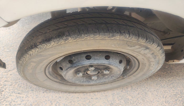 2019 Maruti Alto LXI, Petrol, Manual, 58,561 km, tyre