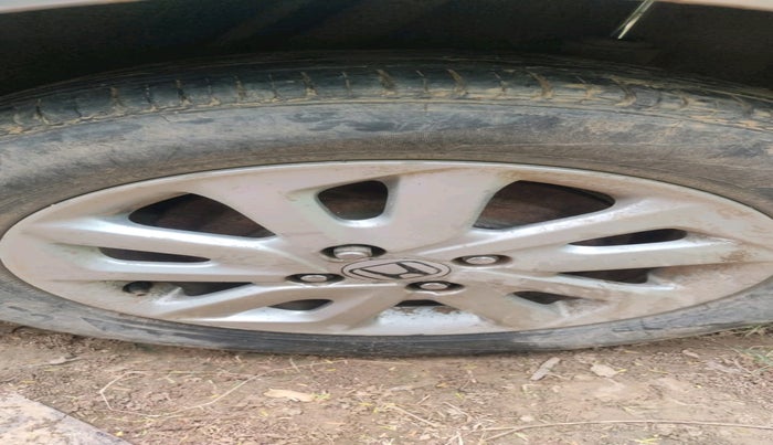 2014 Honda Mobilio 1.5L I-DTEC V, Diesel, Manual, 1,45,000 km, tyre