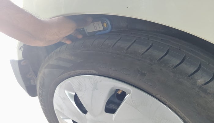 2019 Maruti Celerio VXI CNG, Petrol, Manual, 80,591 km, tyre
