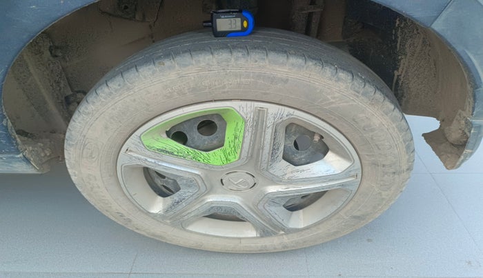 2018 Tata NEXON XM PETROL, Petrol, Manual, 44,795 km, tyre