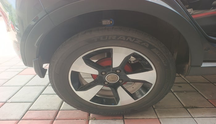 2018 Tata NEXON XZA PLUS DIESEL, Diesel, Automatic, 50,865 km, tyre