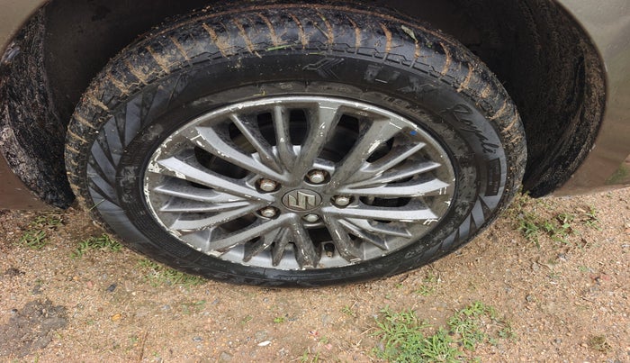 2019 Maruti Ertiga ZDI+ 1.5, Diesel, Manual, 1,03,021 km, tyre