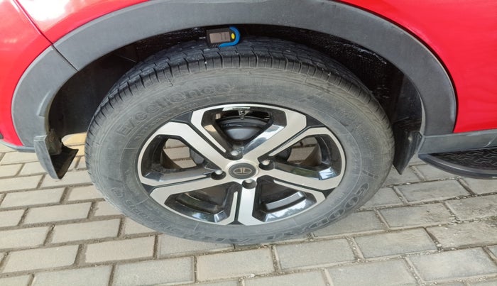 2022 Tata NEXON XZA PLUS (HS) PETROL, Petrol, Automatic, 16,036 km, tyre