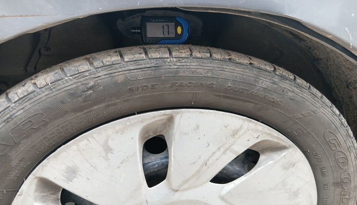 2015 Maruti Celerio ZXI AMT, Petrol, Automatic, 1,16,921 km, tyre