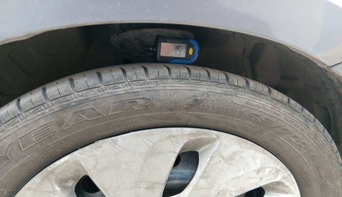 2015 Maruti Celerio ZXI AMT, Petrol, Automatic, 1,16,921 km, tyre