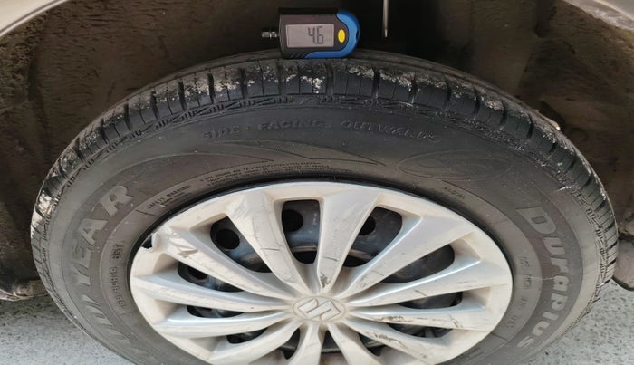 2015 Maruti Swift VXI, Petrol, Manual, 25,082 km, tyre