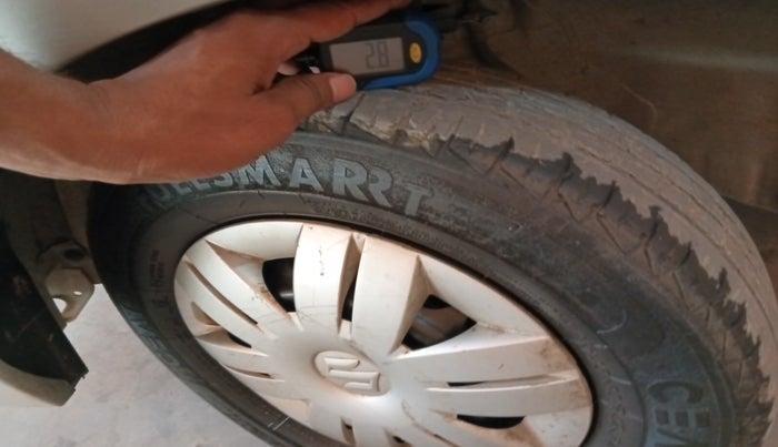 2020 Maruti Alto LXI, Petrol, Manual, 28,829 km, tyre