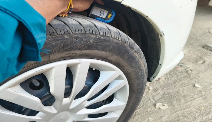 2017 Maruti Celerio VXI CNG, Petrol, Manual, 58,106 km, tyre