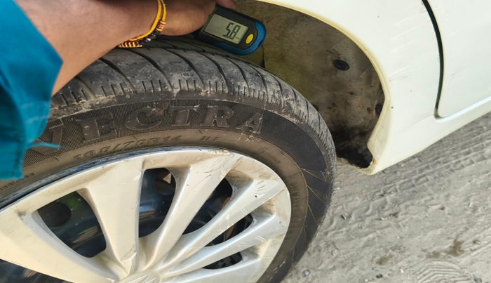 2017 Maruti Celerio VXI CNG, Petrol, Manual, 58,106 km, tyre