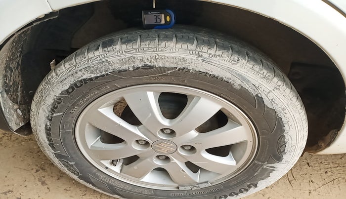 2013 Maruti Ritz ZXI, Petrol, Manual, 1,31,955 km, tyre
