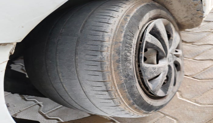 2016 Honda Amaze 1.2L I-VTEC E, Petrol, Manual, 1,01,000 km, tyre