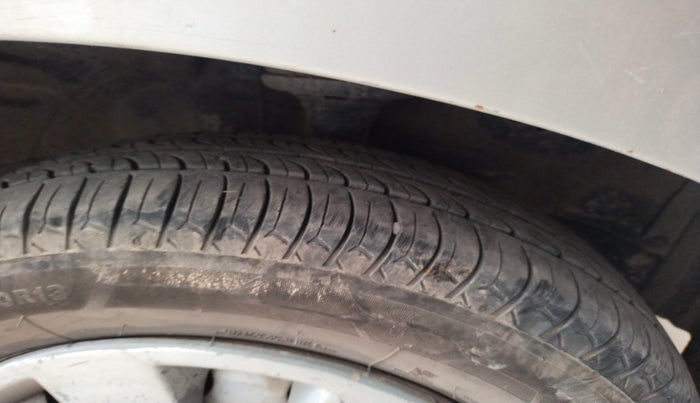 2014 Maruti Wagon R 1.0 LXI CNG, Petrol, Manual, 2,45,845 km, tyre