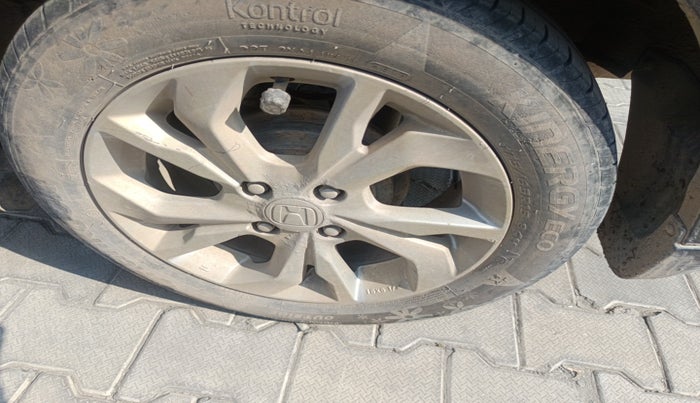 2019 Honda Amaze 1.5L I-DTEC VX, Diesel, Manual, 2,15,783 km, tyre