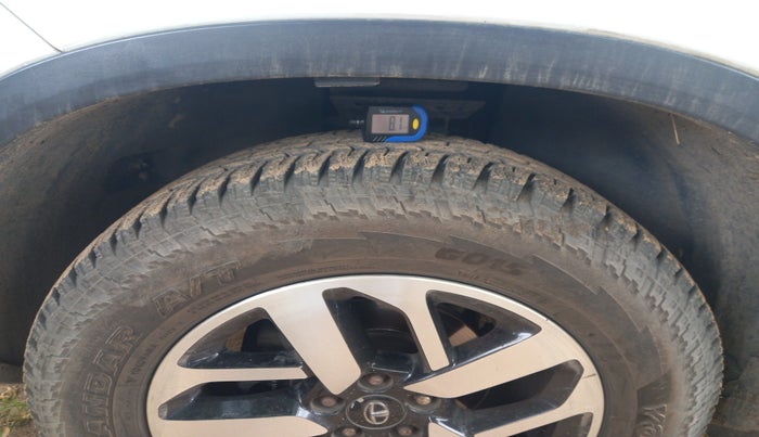 2020 Tata Harrier XZA PLUS 2.0L, Diesel, Automatic, 1,31,139 km, tyre