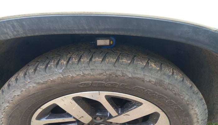 2020 Tata Harrier XZA PLUS 2.0L, Diesel, Automatic, 1,31,139 km, tyre