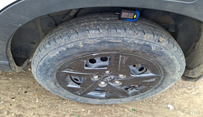 2025 Hyundai VENUE SX 1.2 PETROL, Petrol, Manual, 8,666 km, tyre