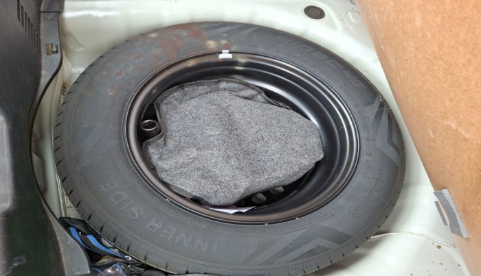 2025 Hyundai VENUE SX 1.2 PETROL, Petrol, Manual, 8,666 km, tyre