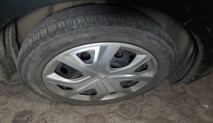 2020 Tata ALTROZ XT PETROL, Petrol, Manual, 33,132 km, tyre