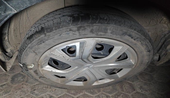 2020 Tata ALTROZ XT PETROL, Petrol, Manual, 33,132 km, tyre