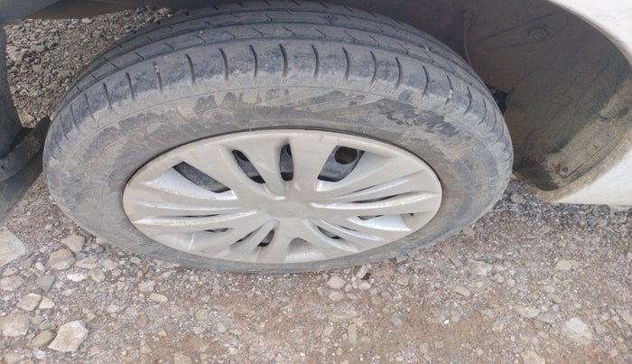 2014 Toyota Etios GD, Diesel, Manual, 1,66,309 km, tyre