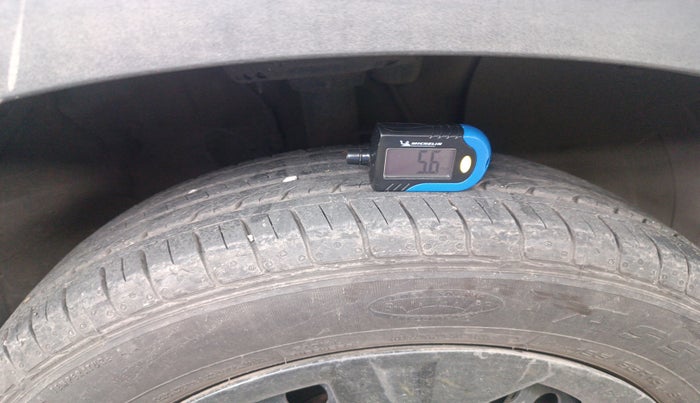2023 Hyundai VENUE S 1.2, Petrol, Manual, 17,450 km, tyre