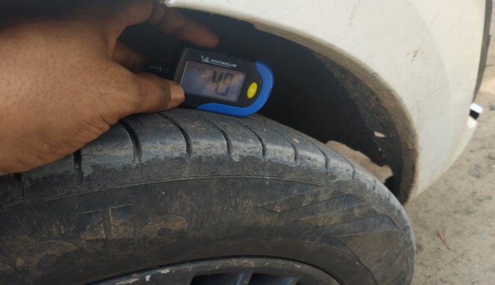 2020 Maruti Ertiga VXI CNG, Petrol, Manual, 1,27,275 km, tyre