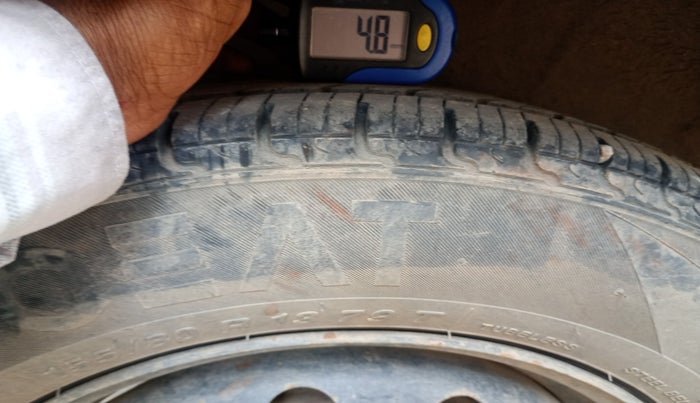 2013 Hyundai i10 MAGNA 1.2, Petrol, Manual, 1,20,851 km, tyre