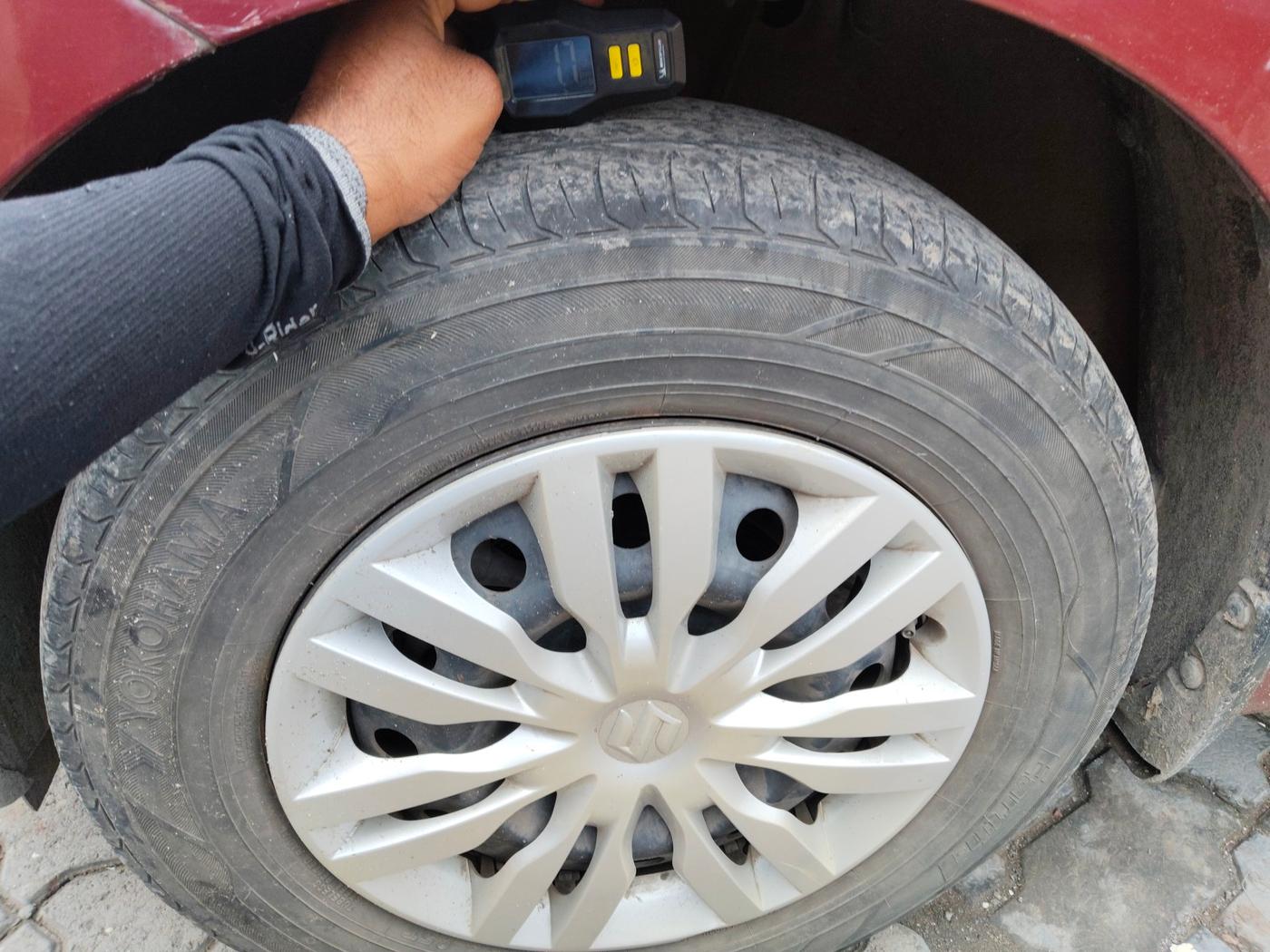 2020 Maruti Dzire VDI AMT, Diesel, Automatic, 1,23,433 km, tyre