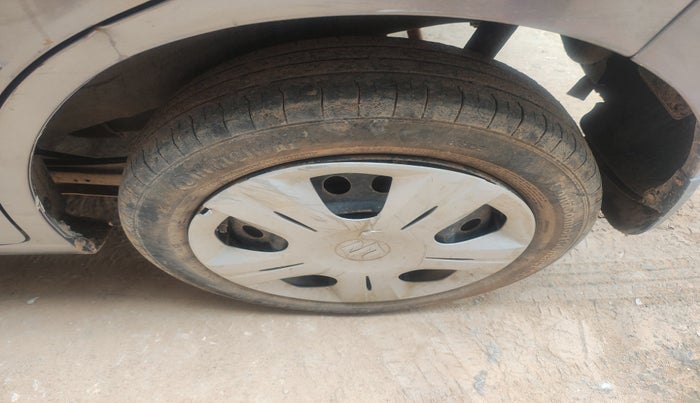 2018 Maruti Wagon R 1.0 VXI, Petrol, Manual, 28,220 km, tyre