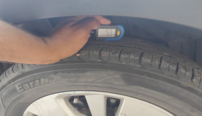 2016 Maruti S Cross ZETA 1.6, Diesel, Manual, 90,475 km, tyre