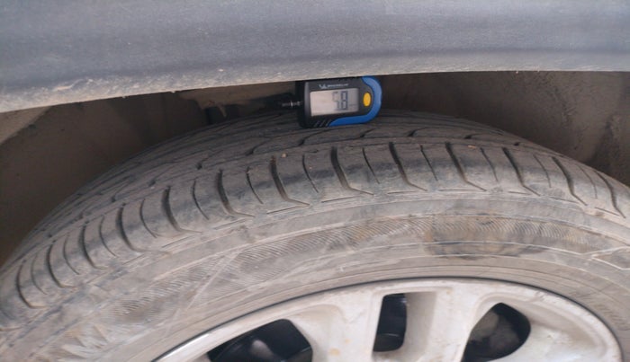 2018 Jeep Compass LIMITED 2.0 DIESEL, Diesel, Manual, 1,01,251 km, tyre