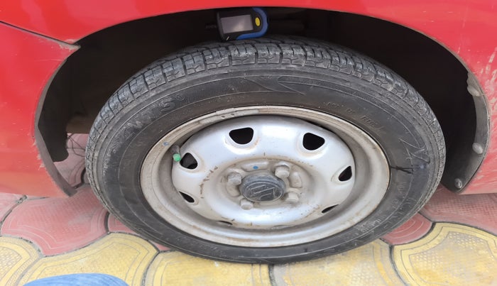 2010 Maruti Zen Estilo LXI, Petrol, Manual, 46,227 km, tyre