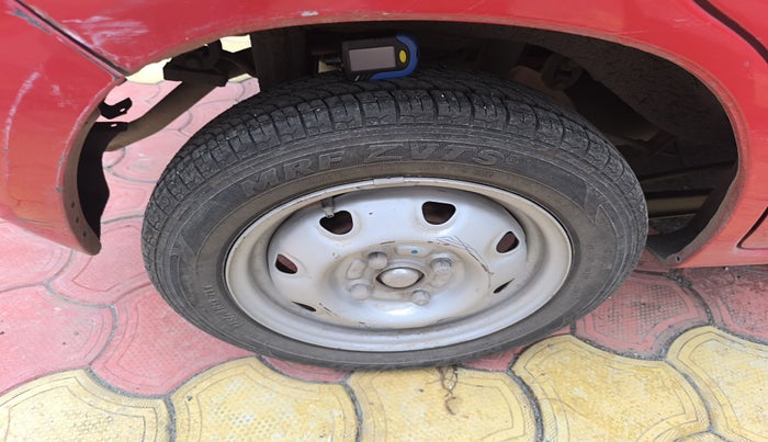 2010 Maruti Zen Estilo LXI, Petrol, Manual, 46,227 km, tyre