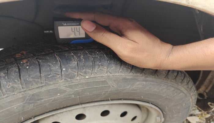 2019 Maruti New Wagon-R LXI CNG 1.0, Petrol, Manual, 1,68,885 km, tyre
