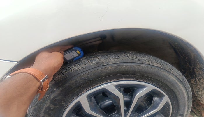 2017 Maruti Wagon R 1.0 LXI CNG, Petrol, Manual, 98,261 km, tyre