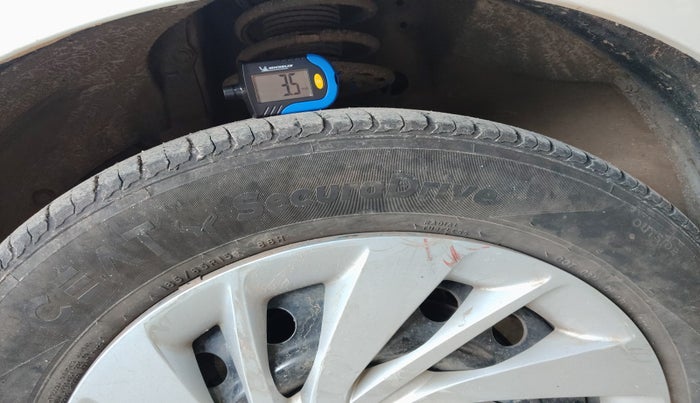 2021 Maruti Ertiga TOUR M, Petrol, Manual, 1,07,098 km, tyre