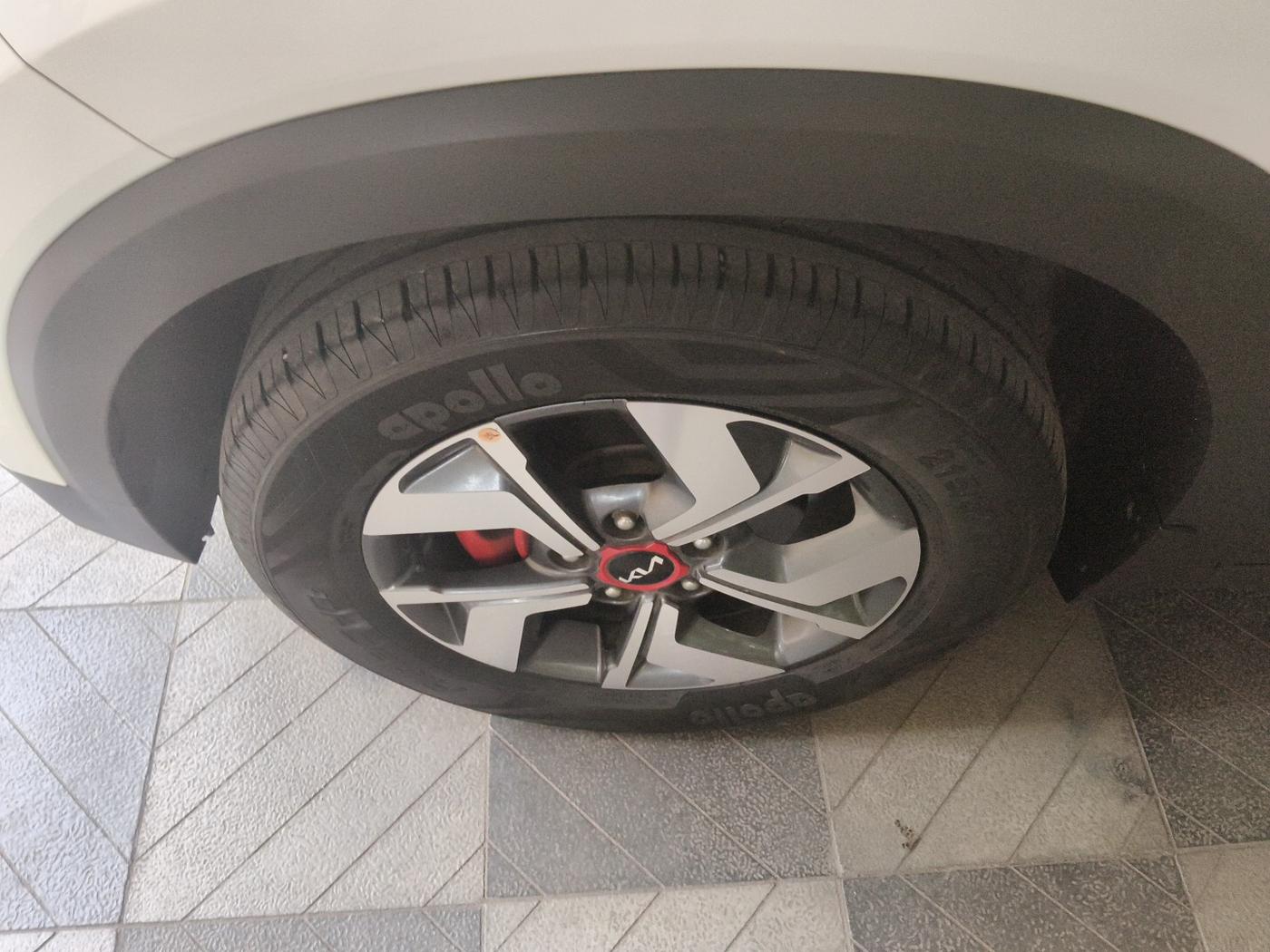 2022 KIA SONET GTX PLUS 1.5, Diesel, Manual, 29,500 km, tyre