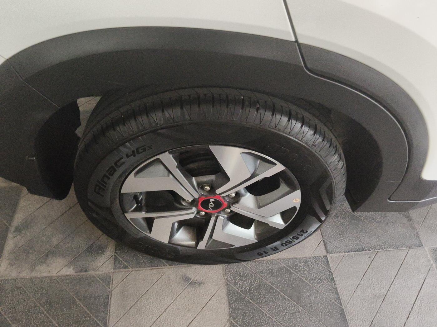 2022 KIA SONET GTX PLUS 1.5, Diesel, Manual, 29,500 km, tyre